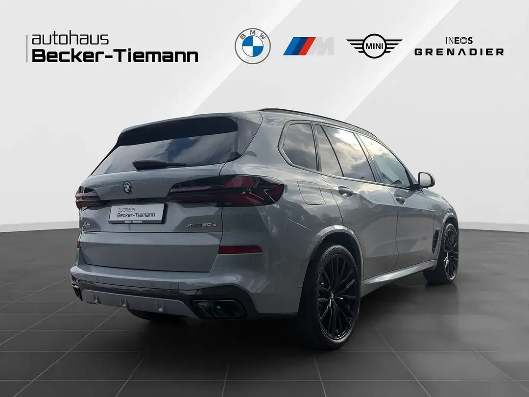 BMW X5 - Thumbnail 6