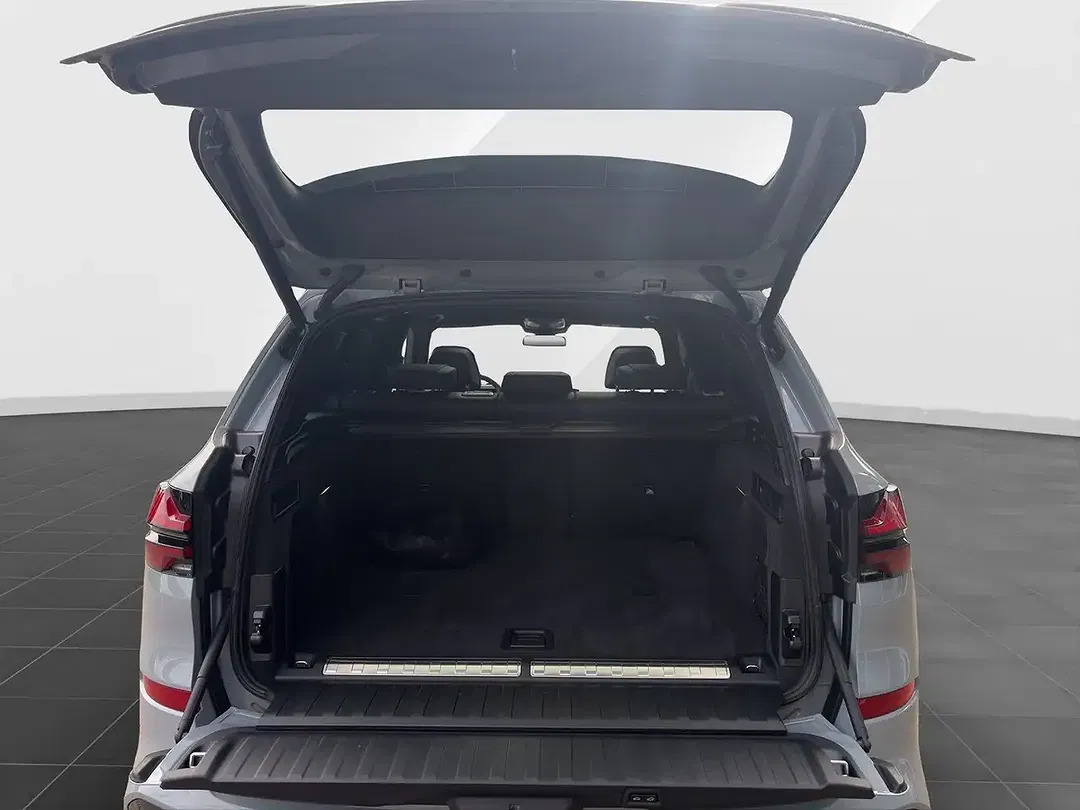 BMW X5 - Thumbnail 9