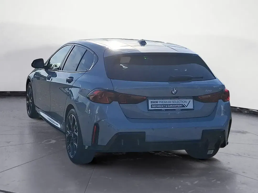 BMW 120 - Thumbnail 4
