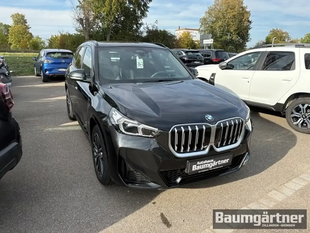 BMW X1 - Thumbnail 3