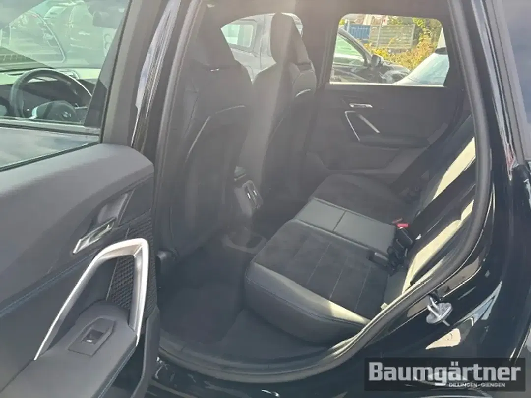BMW X1 - Thumbnail 9