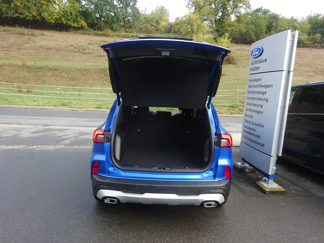 Ford Kuga - Thumbnail 10