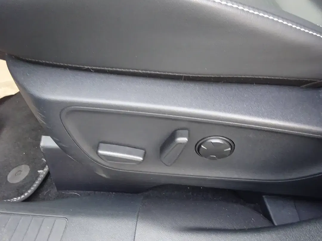 Ford Kuga - Thumbnail 14