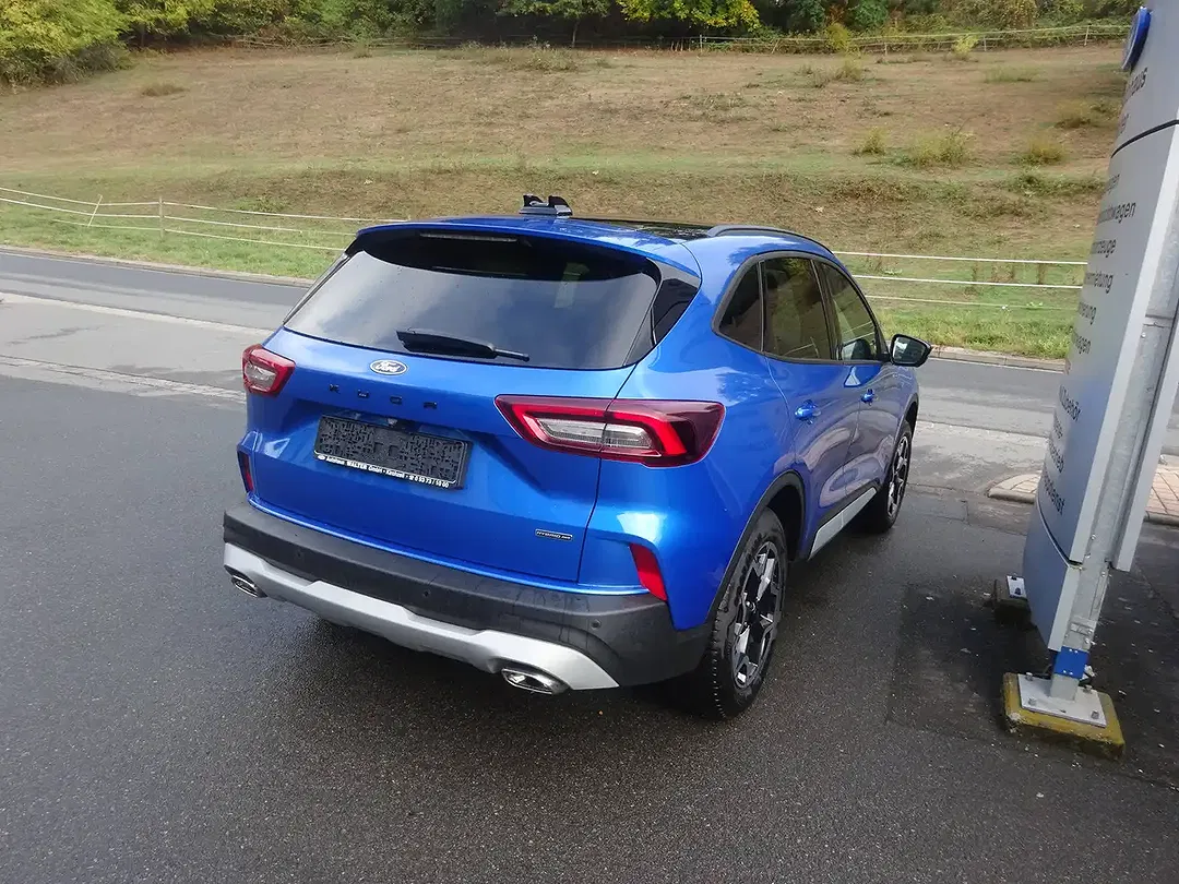 Ford Kuga - Thumbnail 6
