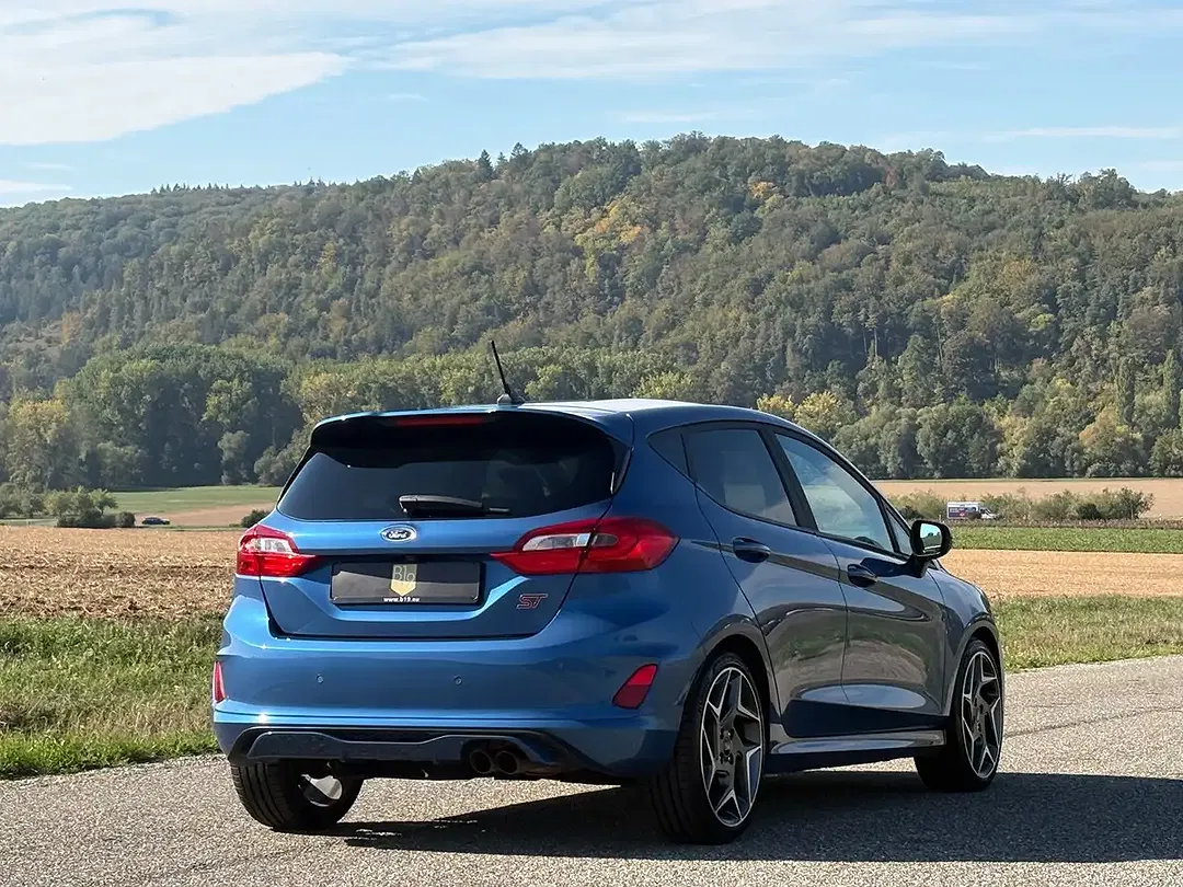 Ford Fiesta - Thumbnail 15