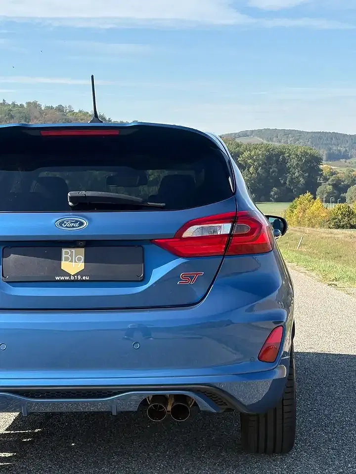 Ford Fiesta - Thumbnail 21