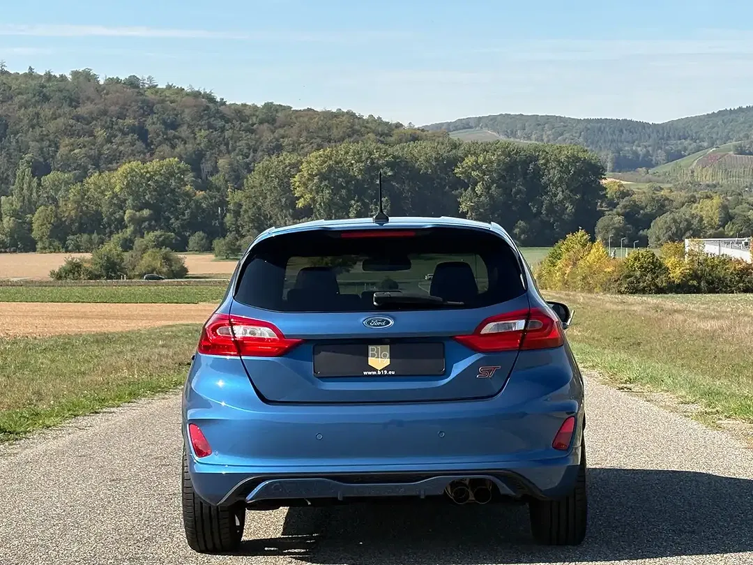 Ford Fiesta - Thumbnail 22