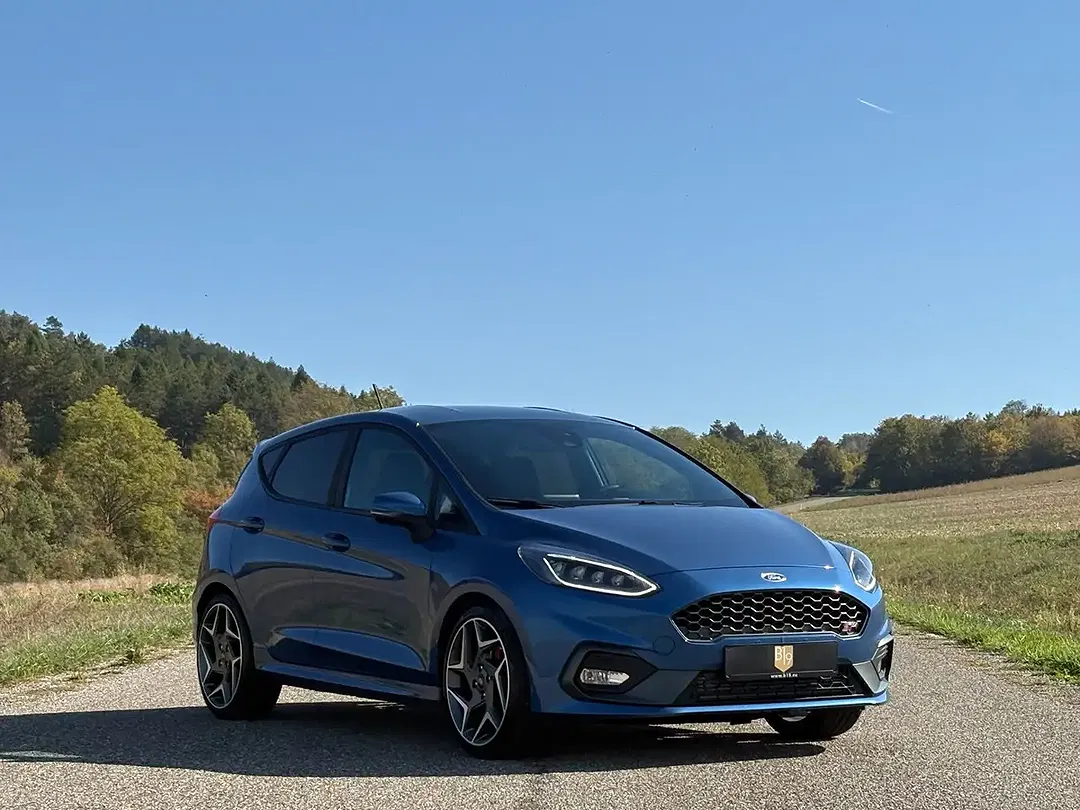 Ford Fiesta - Thumbnail 4