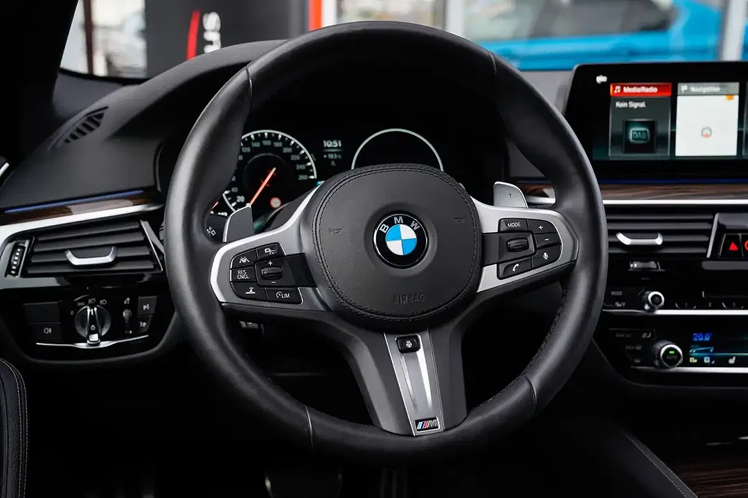 BMW 550 - Thumbnail 12