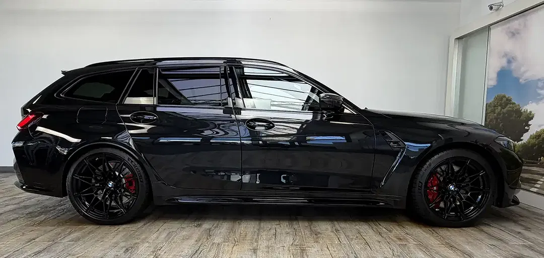BMW M3 - Thumbnail 4