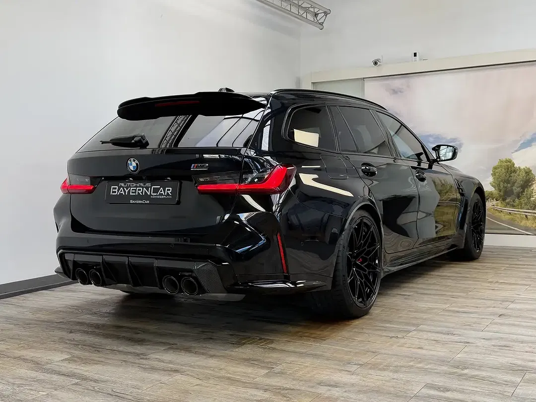 BMW M3 - Thumbnail 6