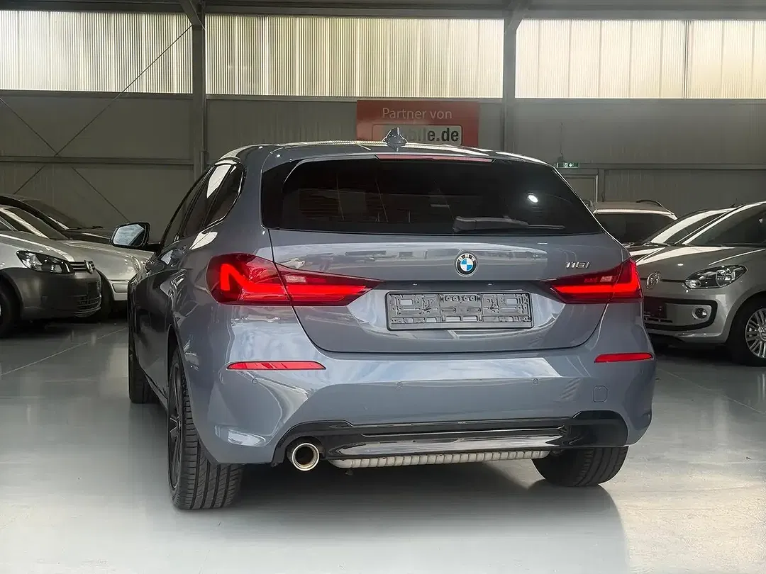 BMW 118 - Thumbnail 5