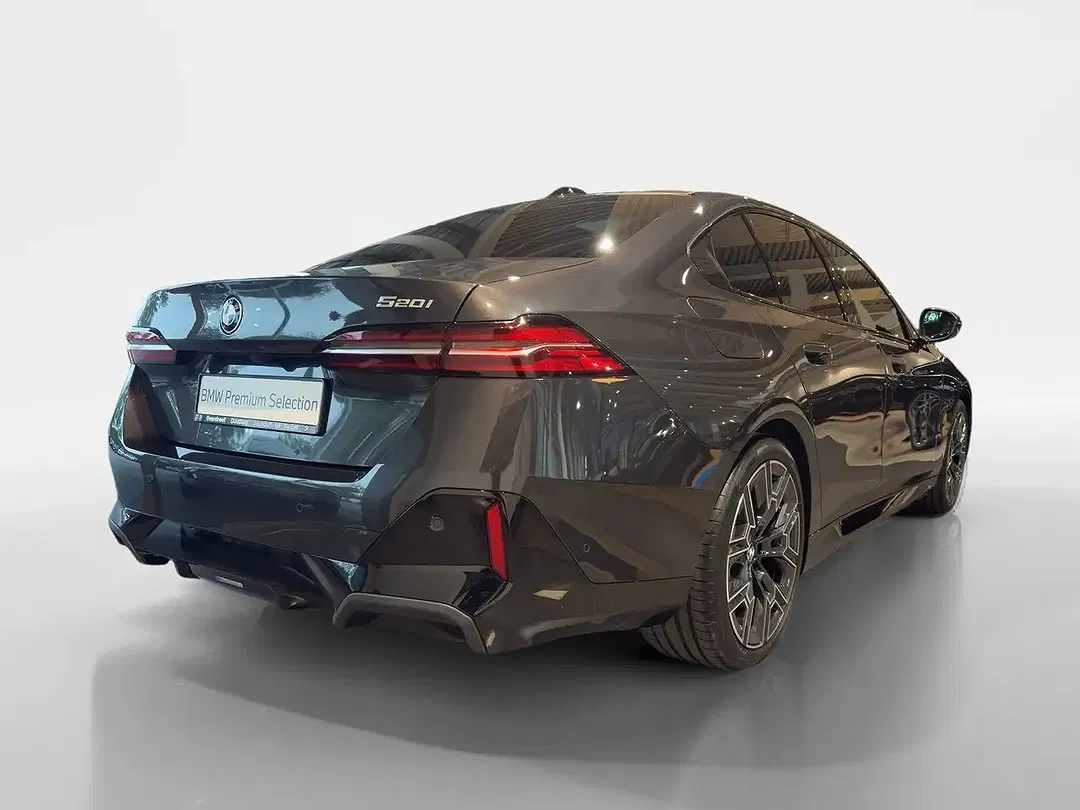 BMW 520 - Thumbnail 5