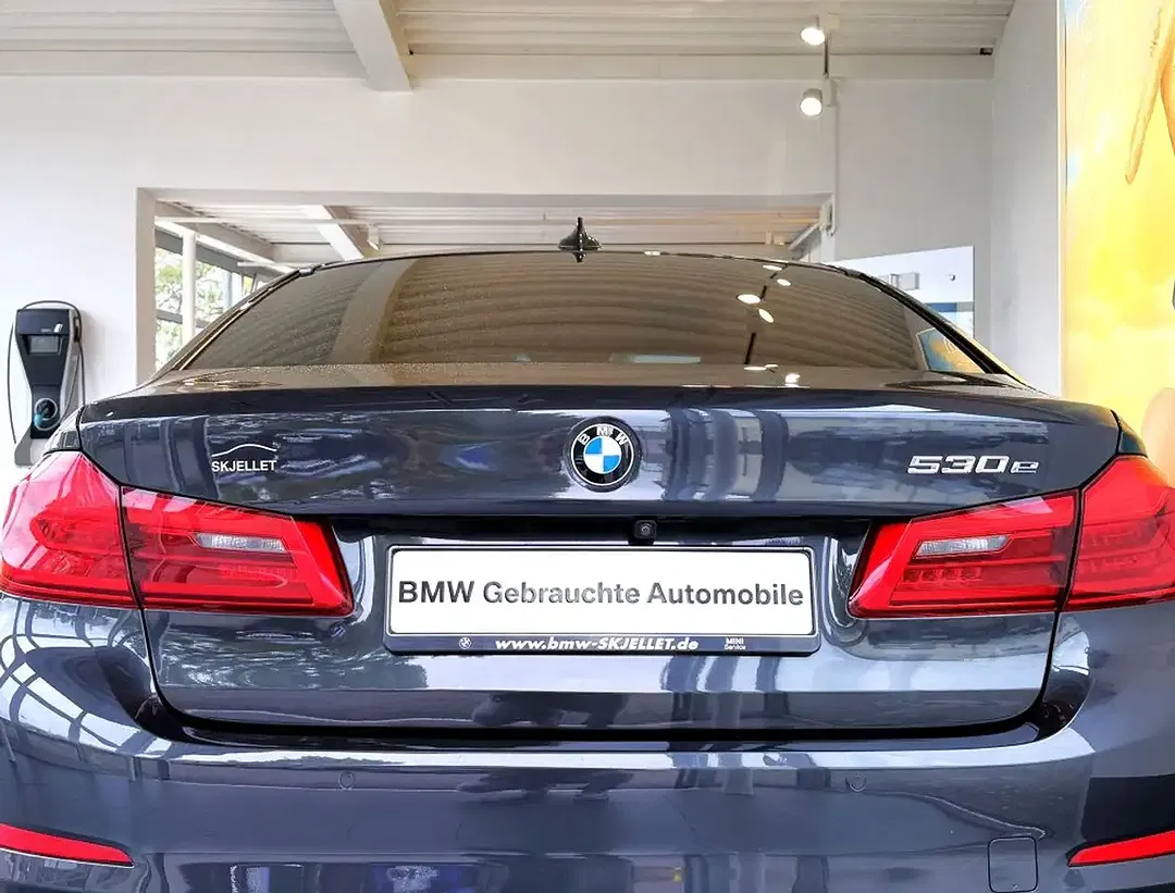 BMW 530 - Thumbnail 12