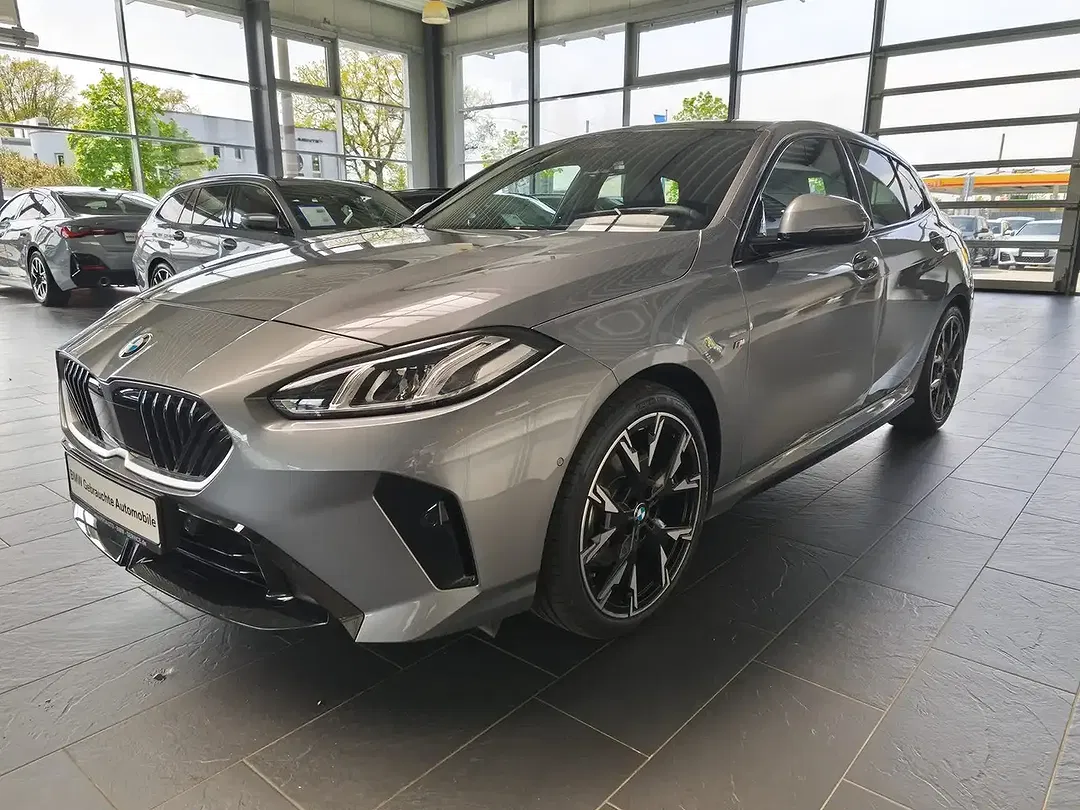 BMW 120 - Thumbnail 3