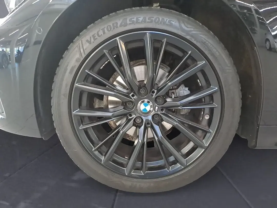 BMW 318 - Thumbnail 7
