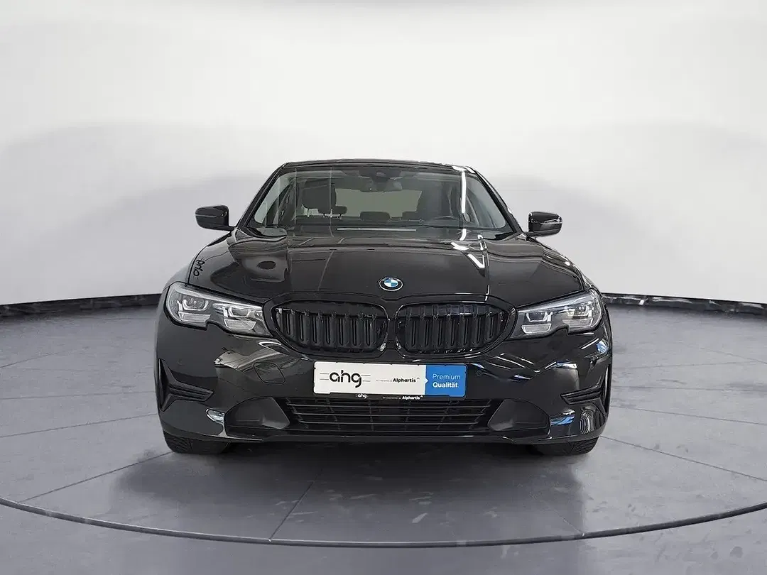 BMW 318 - Thumbnail 8