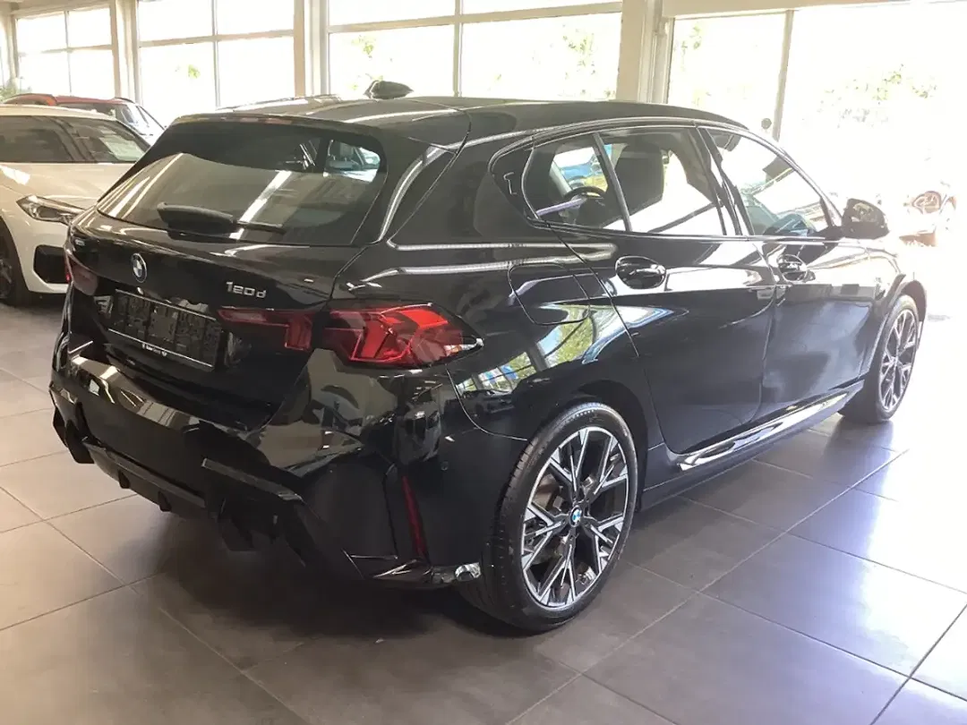 BMW 120 - Thumbnail 5