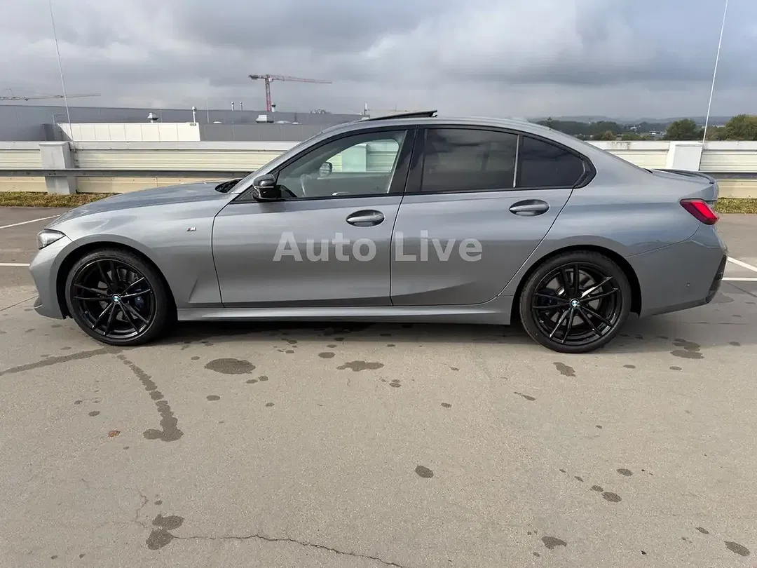 BMW 330 - Thumbnail 2