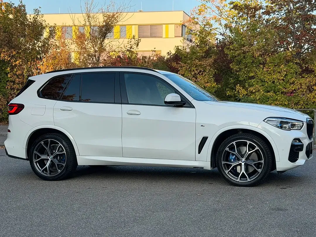 BMW X5 - Thumbnail 9