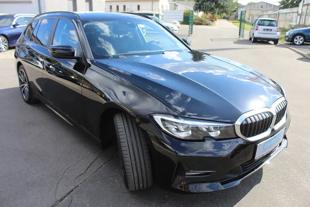 BMW 320 - Thumbnail 11