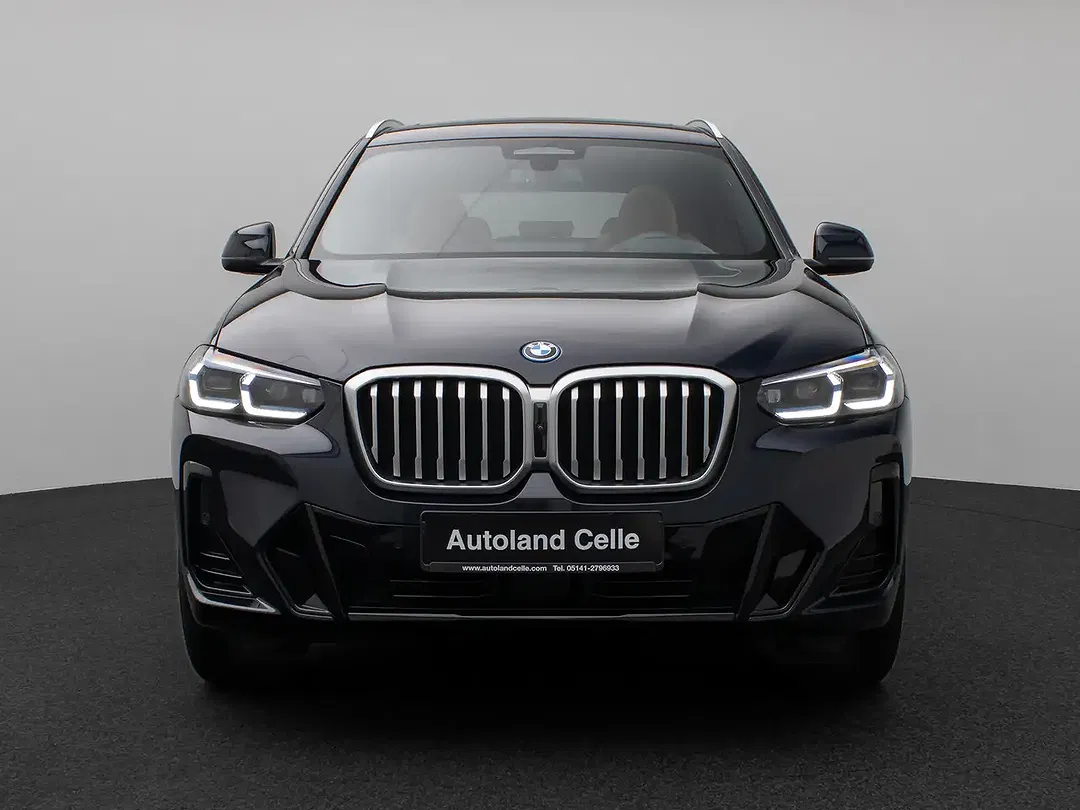 BMW X3 - Thumbnail 2