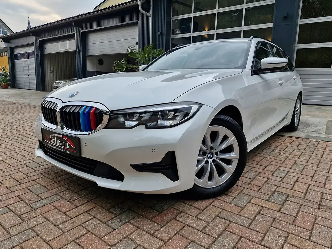 BMW 318 - Thumbnail 1