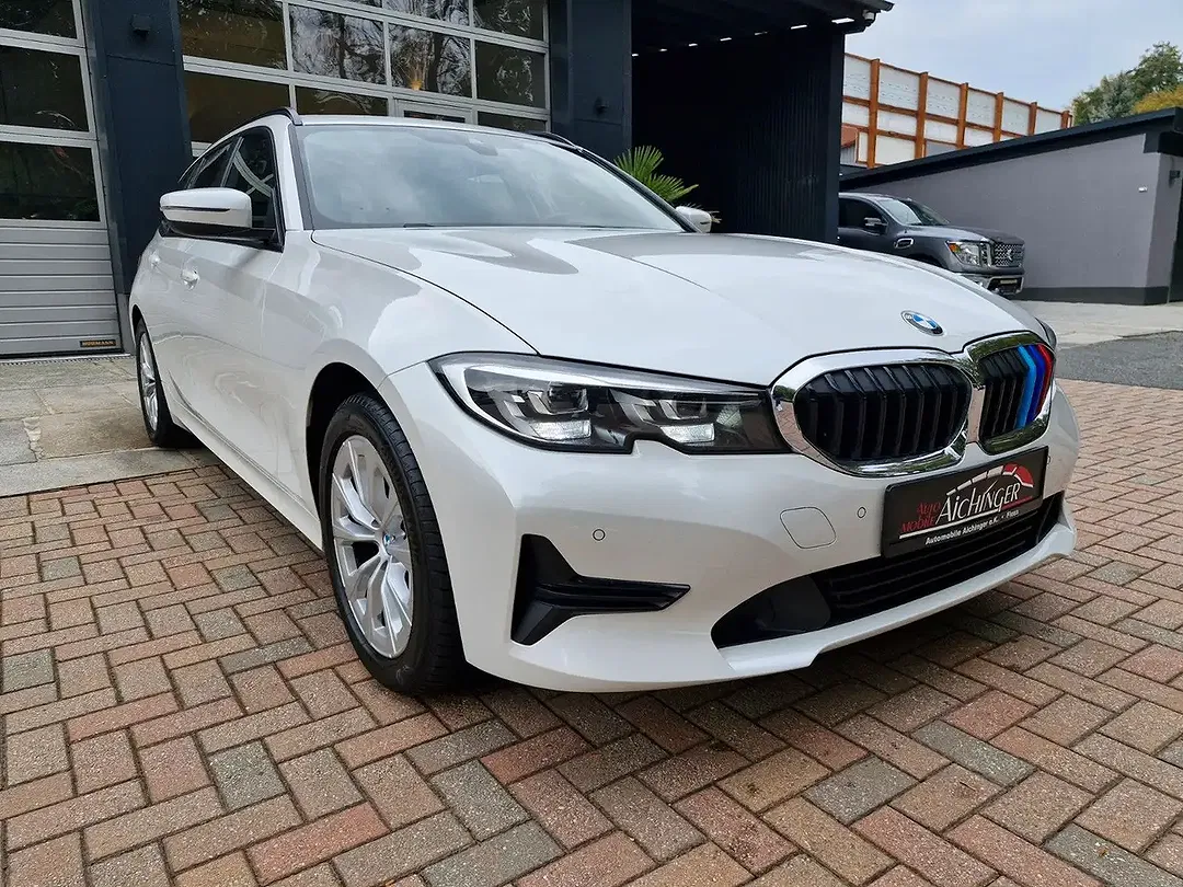 BMW 318 - Thumbnail 3