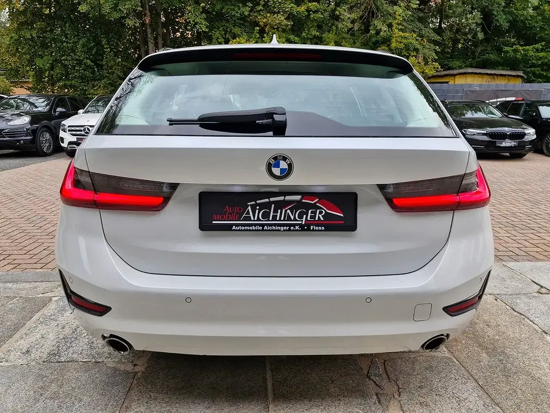 BMW 318 - Thumbnail 6