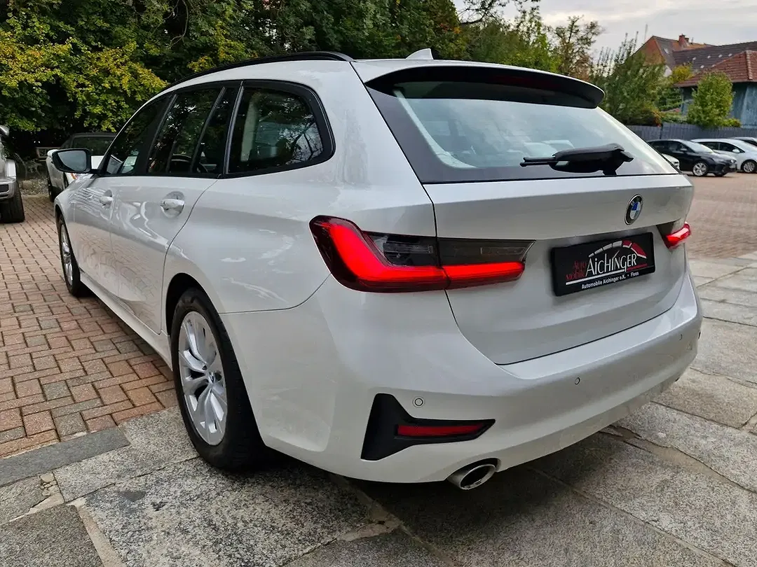 BMW 318 - Thumbnail 7