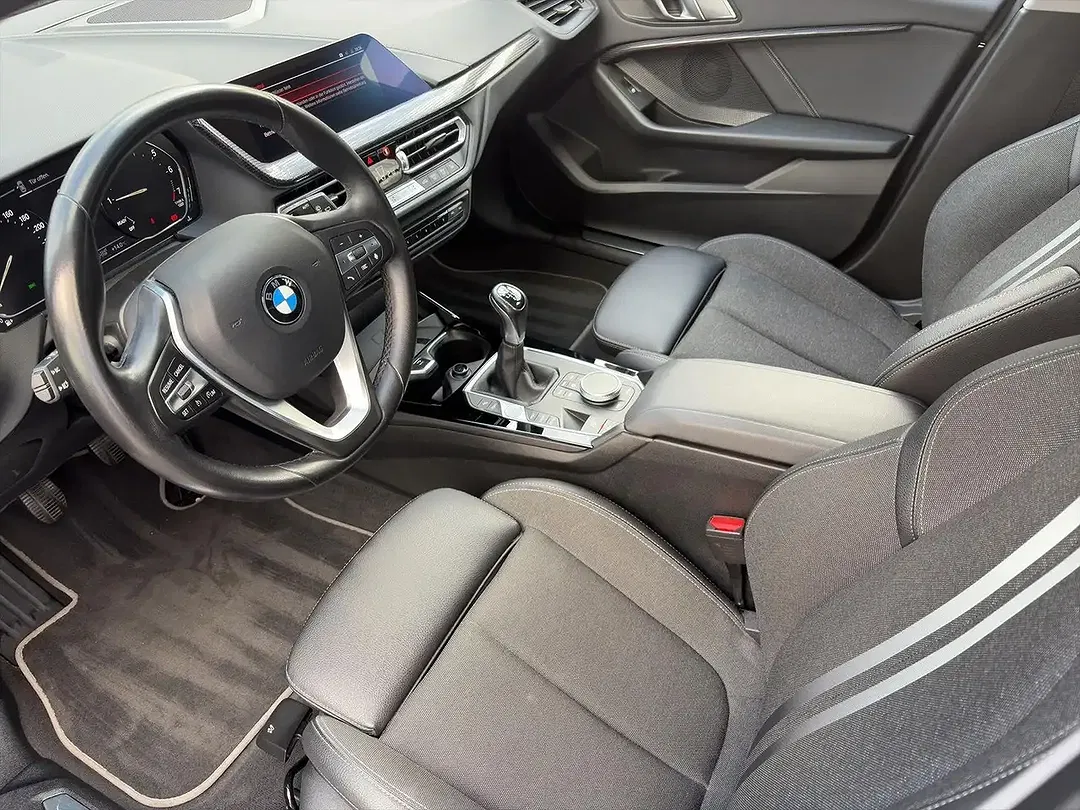 BMW 118 - Thumbnail 13