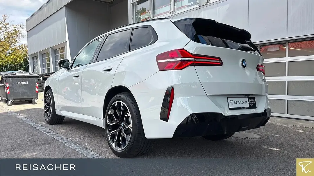 BMW X3 - Thumbnail 2