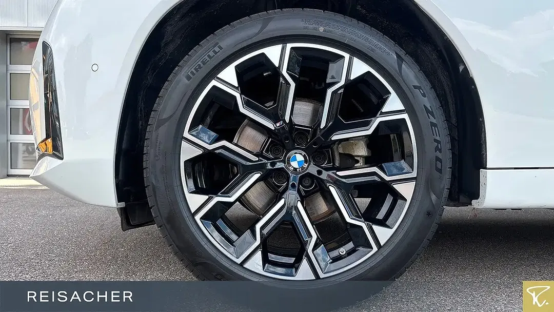 BMW X3 - Thumbnail 3
