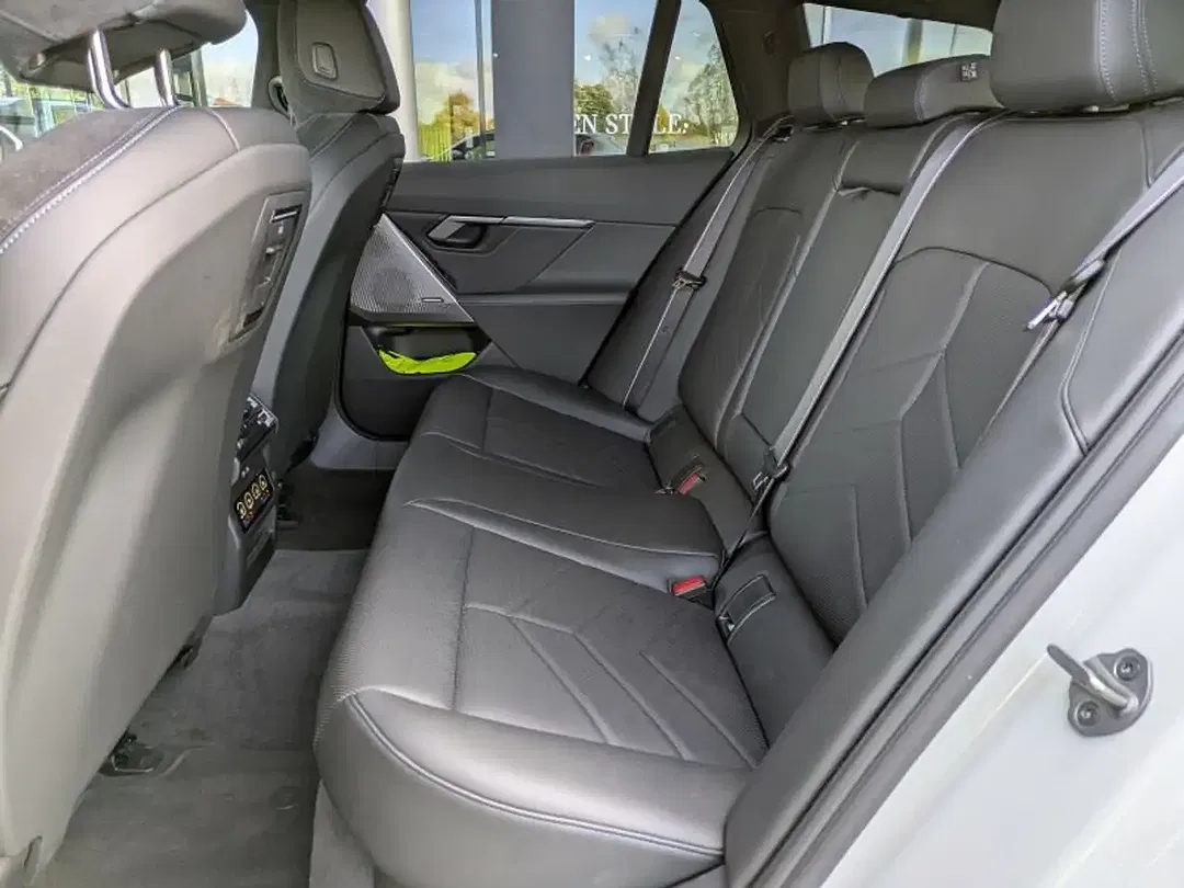 BMW 520 - Thumbnail 6