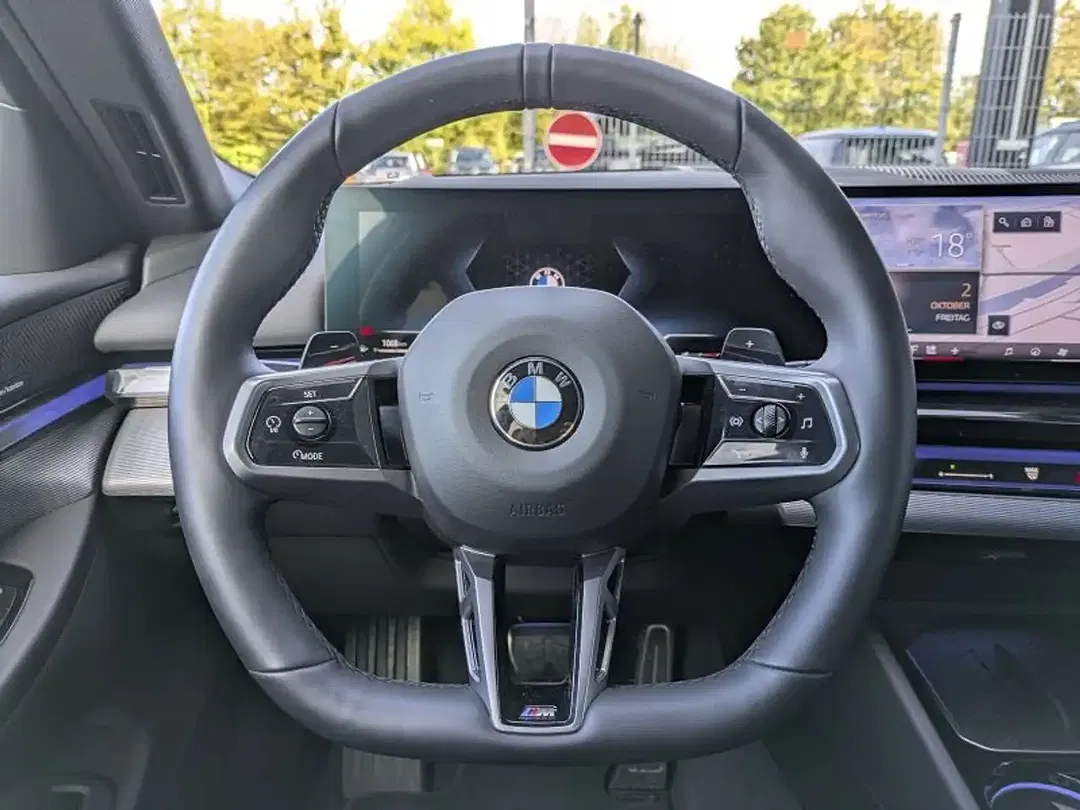 BMW 520 - Thumbnail 8