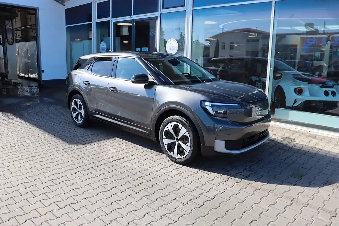 Ford Explorer - Afbeelding 1