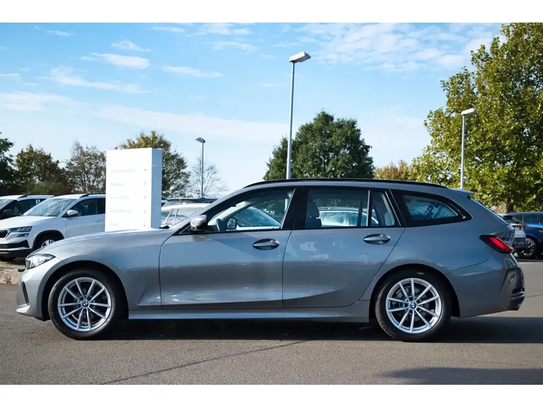 BMW 318 - Thumbnail 5