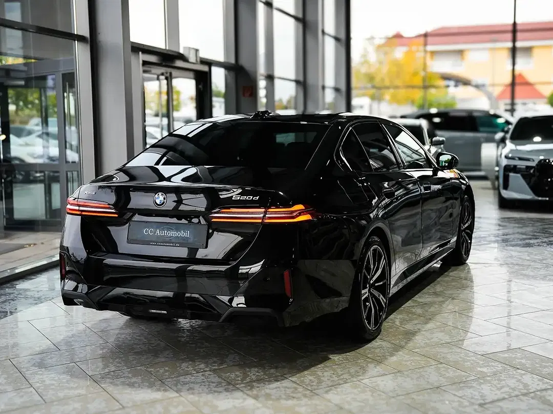 BMW 520 - Thumbnail 10