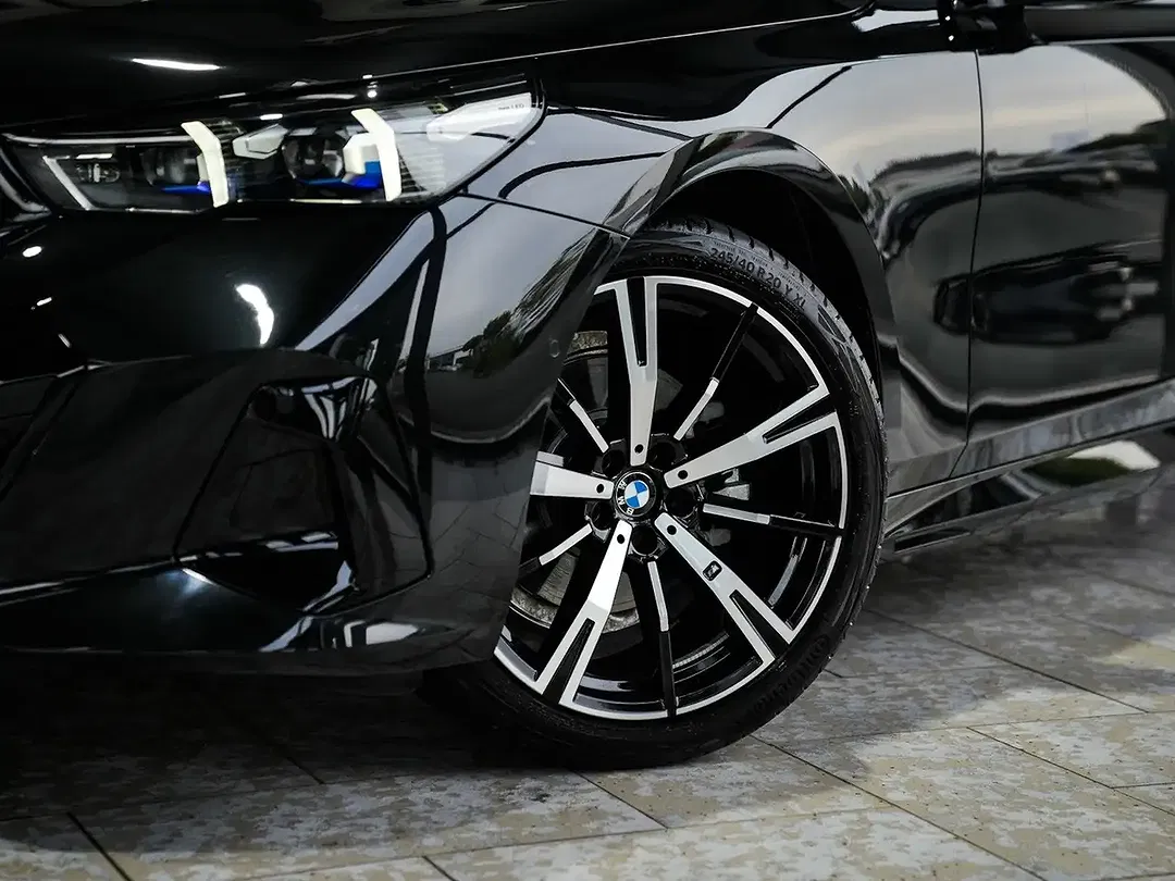 BMW 520 - Thumbnail 5
