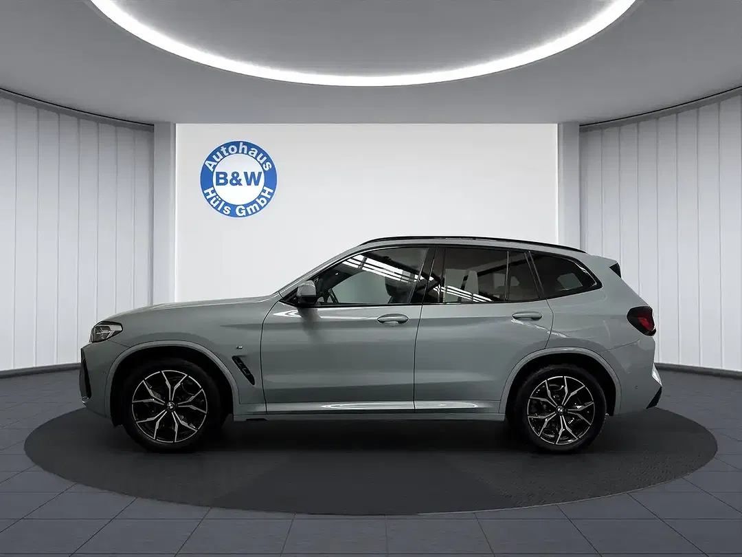 BMW X3 - Thumbnail 4
