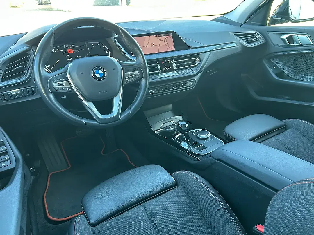 BMW 118 - Thumbnail 9