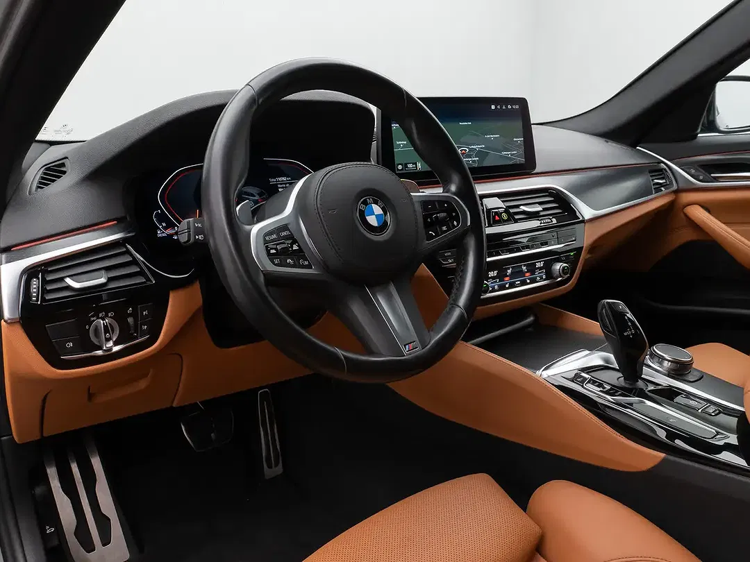 BMW 520 - Thumbnail 21