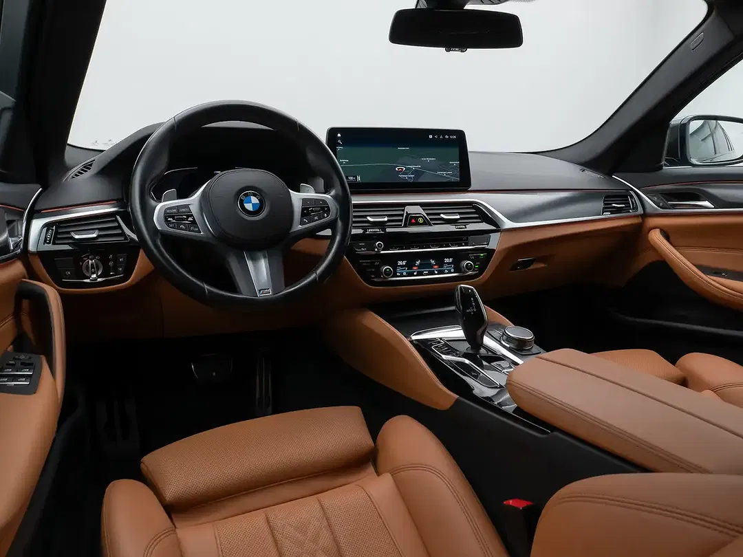 BMW 520 - Thumbnail 39