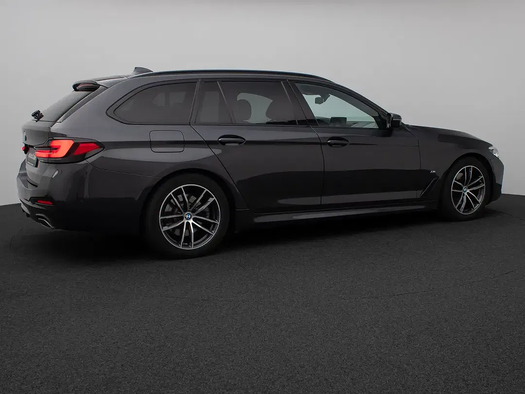 BMW 520 - Thumbnail 6