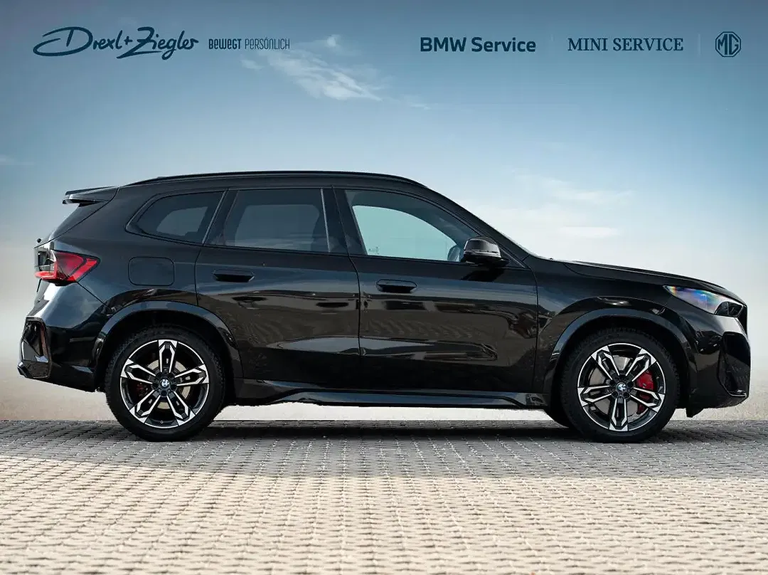 BMW X1 - Thumbnail 2