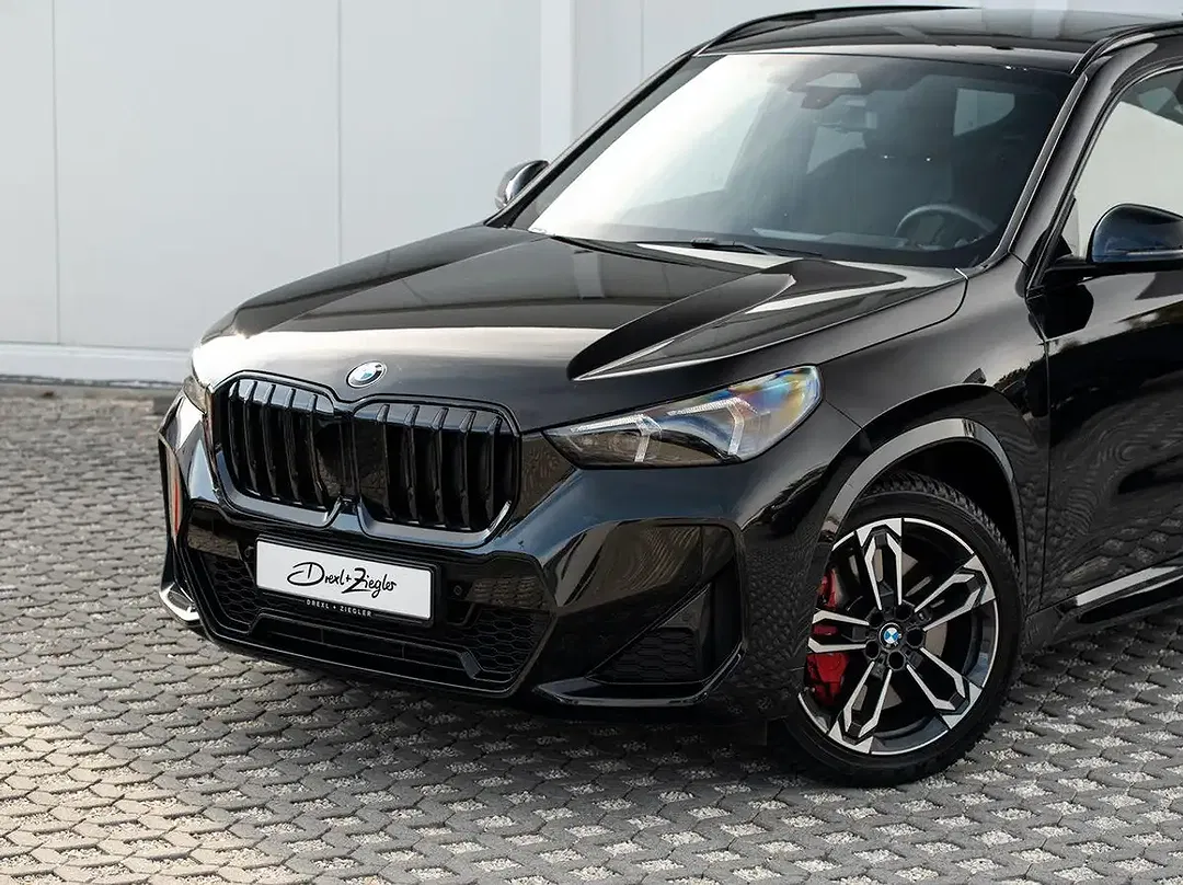 BMW X1 - Thumbnail 4