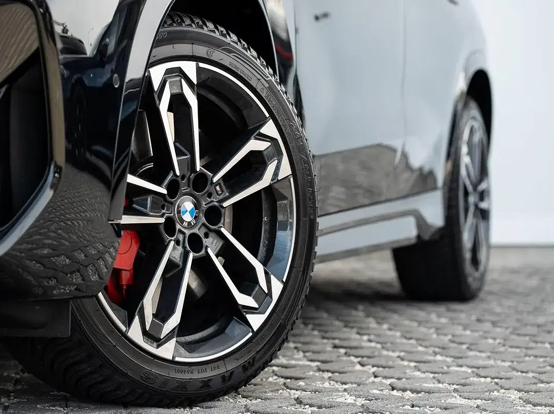 BMW X1 - Thumbnail 5
