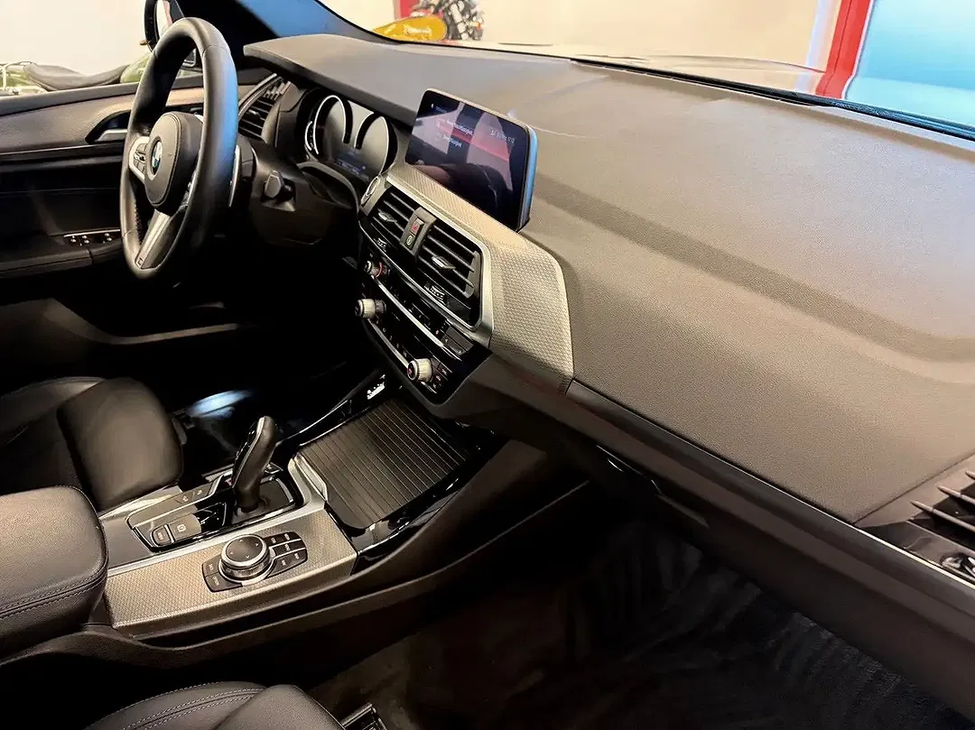 BMW X3 - Thumbnail 4