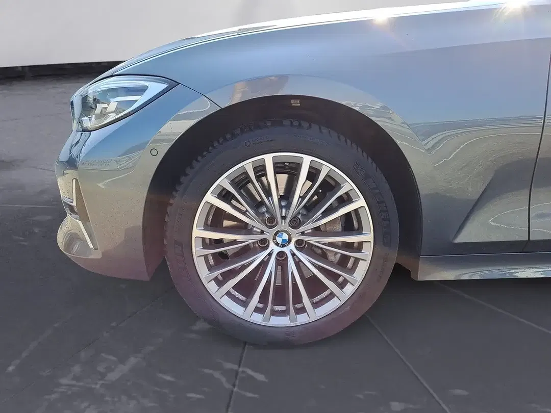 BMW 330 - Thumbnail 7