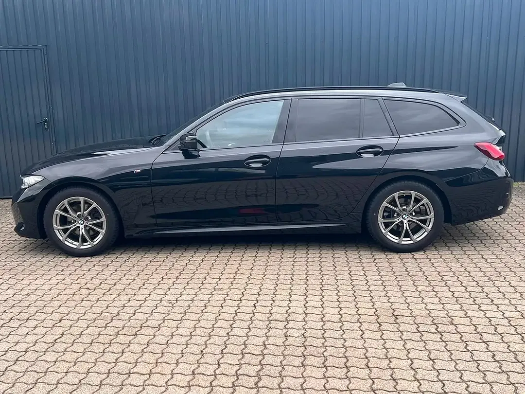 BMW 320 - Thumbnail 6